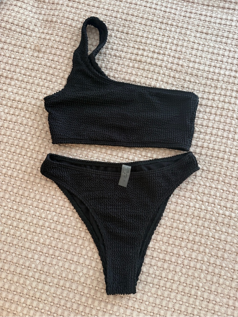 Black One-Shoulder Textured Bikini Set - Women Swim